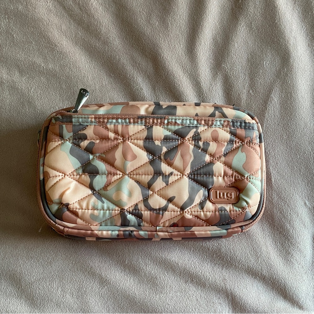Lug Roundabout in Camo Rose